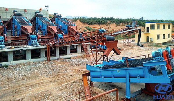 CrusherDahua's tweet image. Spiral sand washer is applied in metallurgy, construction material, hydropower.
Spiral Diameter: 508-1118（mm）
Feed Size: 10-75（mm）
Processing Capacity: 20-300（t/h）
#sandwasher, #sandwashingmachine
If you are interested, please leave message to us.
Email: lydhchina@huazn.com