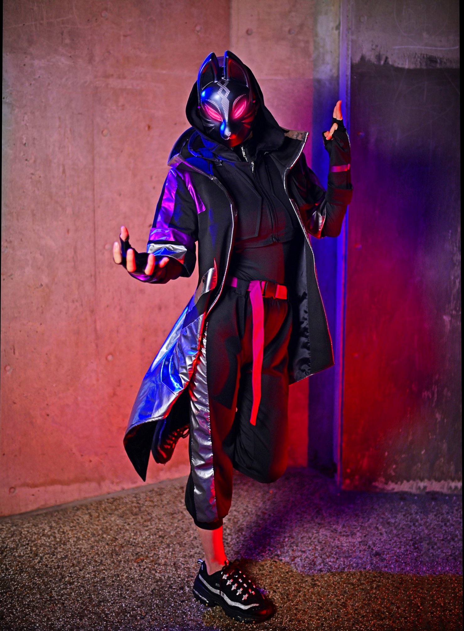 フォートナイトコスプレ ボア オールインワン グッズ スキン 黒 服 楽天市場】フォートナイト コスプレ ブラックナイト 子供用