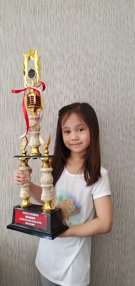 The Voice Spelling Bee @thevoicebee trophy has just been delivered to our global champion (junior category) in Indonesia.

Congratulations to Richelle Johanson!

#indonesia
#indonesian
#asian
#asia
#spellingbee 
#virtualspellingbee 
#thevoicespellingbee
#onlinespellingbee