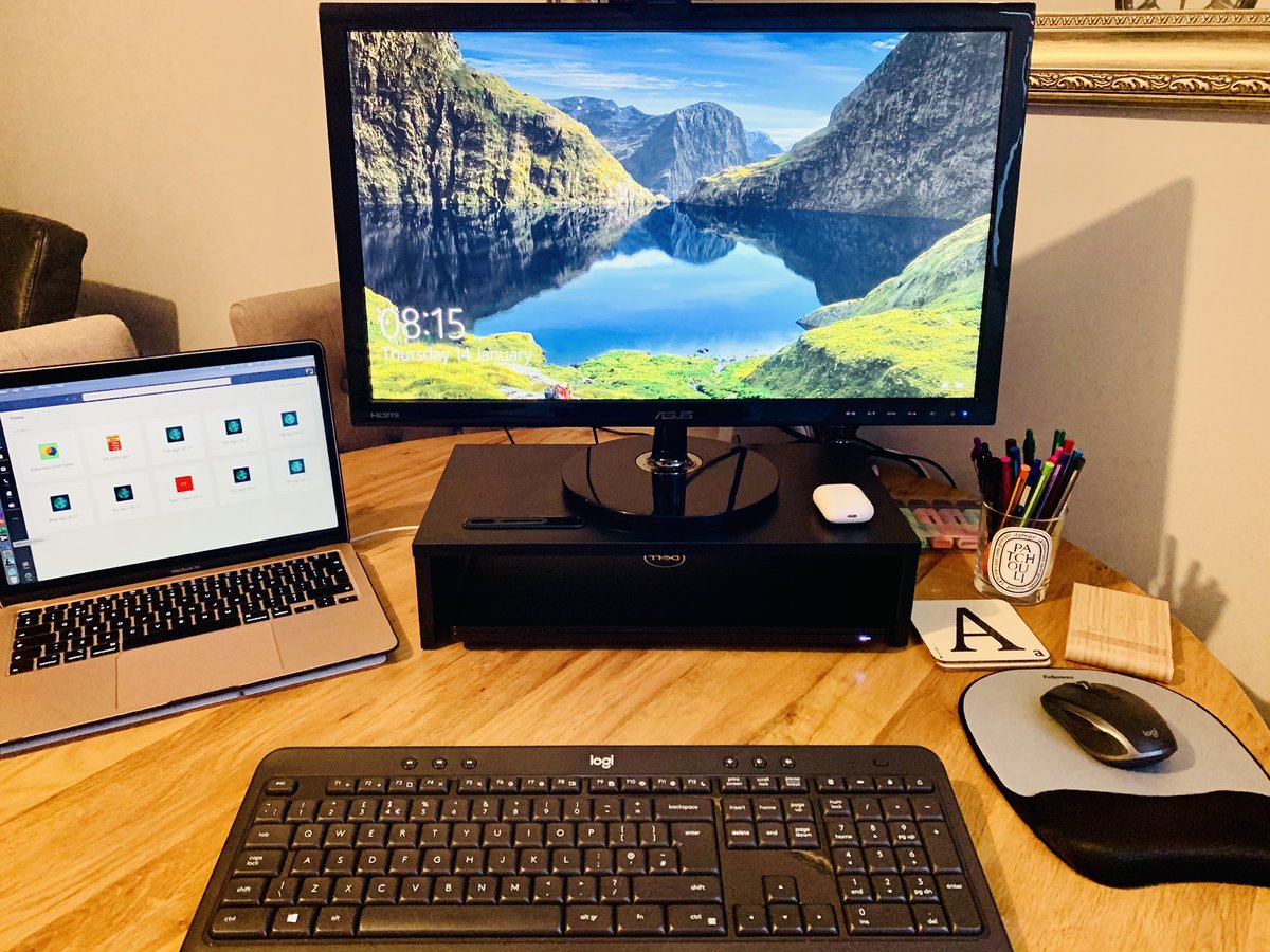 mrs_patel_geog's tweet photo. Ready for day 4 of #remoteteaching π#geographyteacher #edutwitter #teacherlife #wfh #diningdesk #whydoihavearoundtable https://t.co/5n0e0MATSu