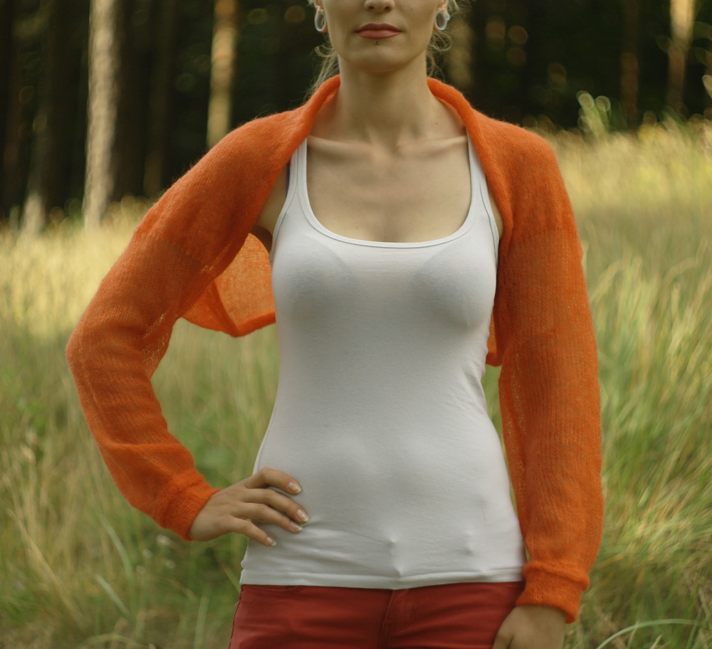 SuperSoftKnits's tweet photo. #Knit #bolero #jacket #mohair #sweater #bright #orange #ivory #dress #coverup #oversized #handmae #soft #cardigan
https://t.co/joPVLZ7khr @Etsy https://t.co/LSy55AU7ZF