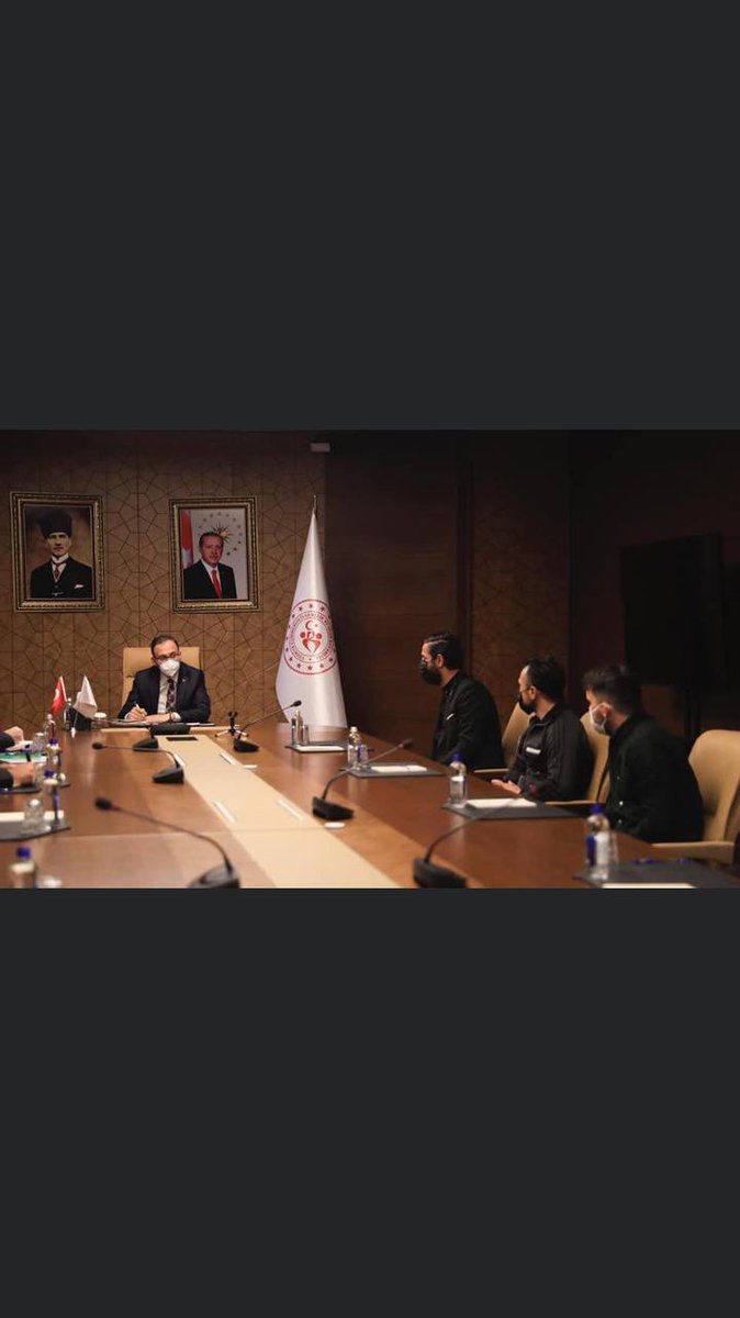 mert_kabas's tweet photo. Sayın @RTErdogan talimatı ile Sayın @kasapoglu ve @mehbaykan ile Amatör liglerin başlaması için 2 saate yakın toplantı gerçekleştirdik.15 ocakta Kitapçığın yayınlanacağı,Şubatın ilk haftası transferin başlayacağı ve yasaklar sonunda ligin başlayacağı söylenmiştir. Çok az kaldı ⚽ https://t.co/vqLqJAMNca
