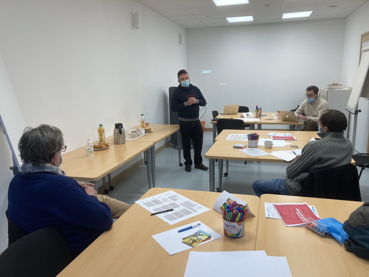 On inaugure le cycle de formation pour accompagner les porteurs de projet à mettre toutes les chances de leur côté pour réussir leur campagne de financement participatif ! Avec <a href="/FredericMotte/">Frédéric Motte 🇫🇷 🇨🇦🇪🇺🇺🇦👨‍🏭🌳🍺</a> Patrice Boudringhin et Rémi Cousin : #brasserie #permaculture #bio #crowdfunding