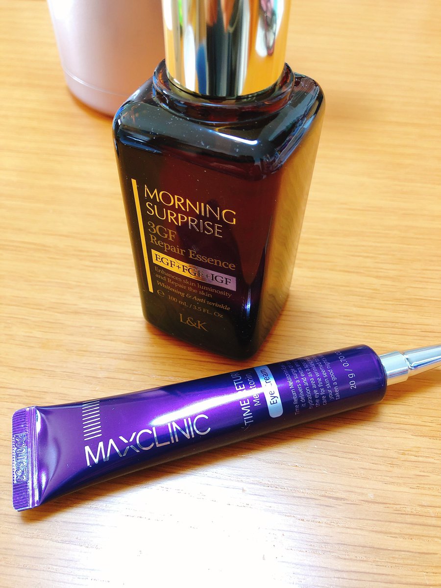 新田 初実 A Twitter 年末年始の暴飲暴食により2kg増ですが 今週末のニューイヤー ドレス入るんでしょうか いや入るやつあるんだけど 痩せてた頃のやつ着たいなと思ってね とりあえず韓国コスメ始める 意味不明 ニューイヤー3年ぶり ドレスっていっても