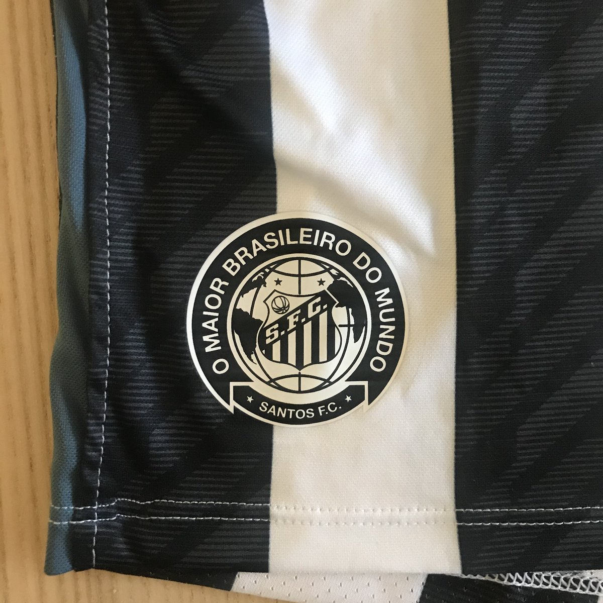 In what seems to be a bit of a club motto, 'the biggest Brazilian club in the world' is written on the bespoke  #Umbro  #Santos  #footballshirt patch.With the likes of Pele and  @neymarjr having played in the famous black & white shirts, they can probably argue a good case...