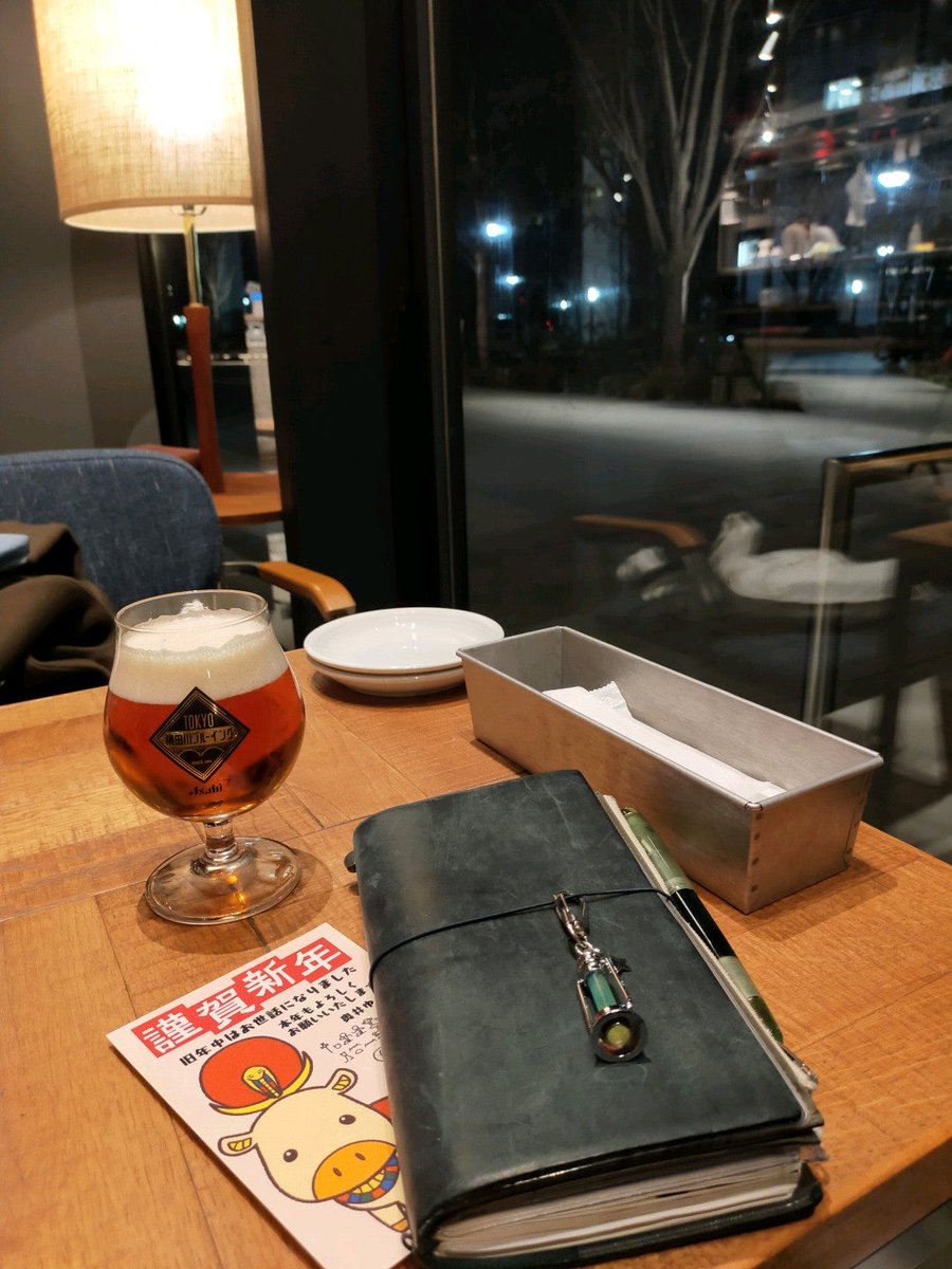 石谷玲 いしやれい 立川 グリーンスプリングス のunder The Cascadeさんのラクレットチーズフォンデュ バーガー チーズソースの量が半端ない チーズのオーバーフロー たっぷり 熱く ドロリと溢れてます 相変わらずビーフパティも旨いし 最高ですな