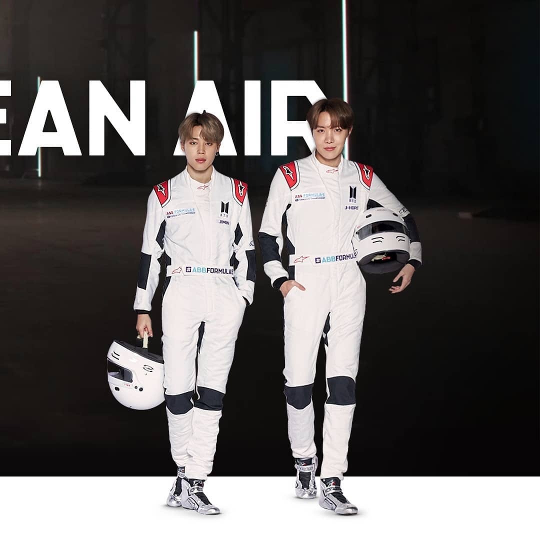 yoonmins_vibe's tweet photo. 1 year ago it wasn't a dream, right? 🤔
C*rona, GO AWAY, I HATE YOU!!! 😭

#방탄소년단 #BTS #BTSxFormulaE 

#Namjoon #김남준 #남준 
#Seokjin #석진 #김석진 
#SUGA #Yoongi #슈가 #윤기
#Jhope #Hoseok #제이홉 #정호석 
#JIMIN #지민 
#Taehyung #태형 #태태 #뷔 
#Jungkook #전정국 #정국 https://t.co/AIty7nGpVs