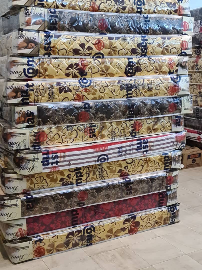 asbllamainsurl1's tweet photo. Nos généreux donateurs continuent à mettre la main au cœur pour combler les attentes des orphelins nécessiteux. Nous les remercions chaleureusement pour les matelas et les cartables. 🙏🏽 https://t.co/jHdEcoFTyJ