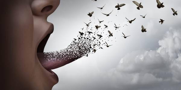 Le parole possono far male, facciamo attenzione a ciò che diciamo #QuandoParliamo