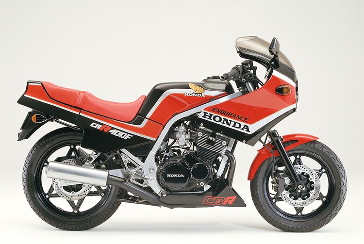 ホンダ CBR400F エンデュランス(1984年)の解説❗️ F3レーサーを 