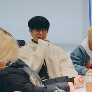 low quality seungmin (@lowqseung) on Twitter photo 