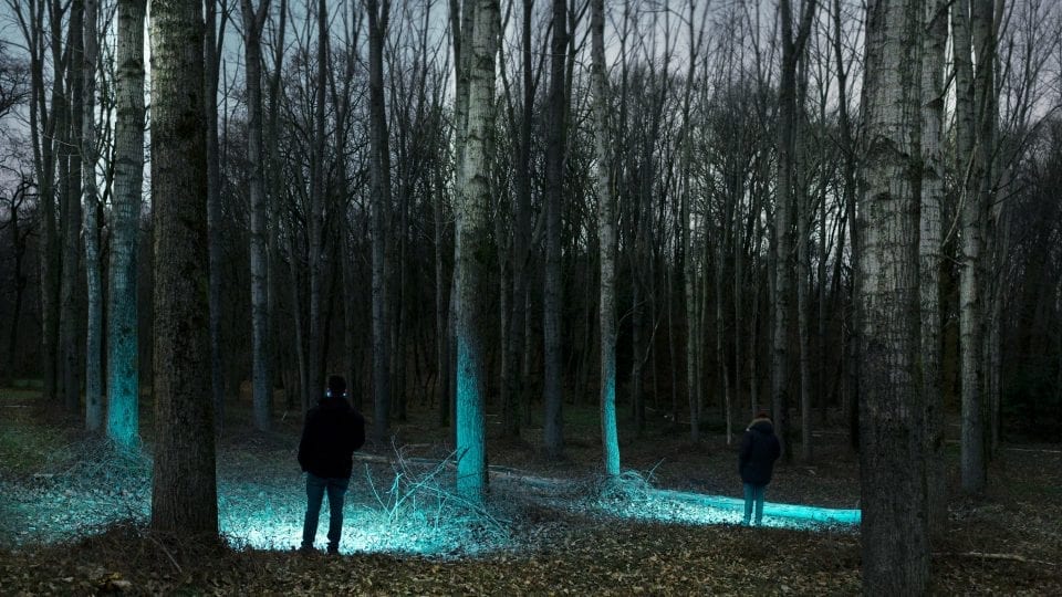 AestheticaMag's tweet photo. #NewArtists

Giacomo Infantino’s deeply cinematic works are filled with a sense of foreboding calm.

Undefined characters – represented as shadows – move around woodlands.

https://t.co/3SewMHk59r https://t.co/KkRGXEhY4c