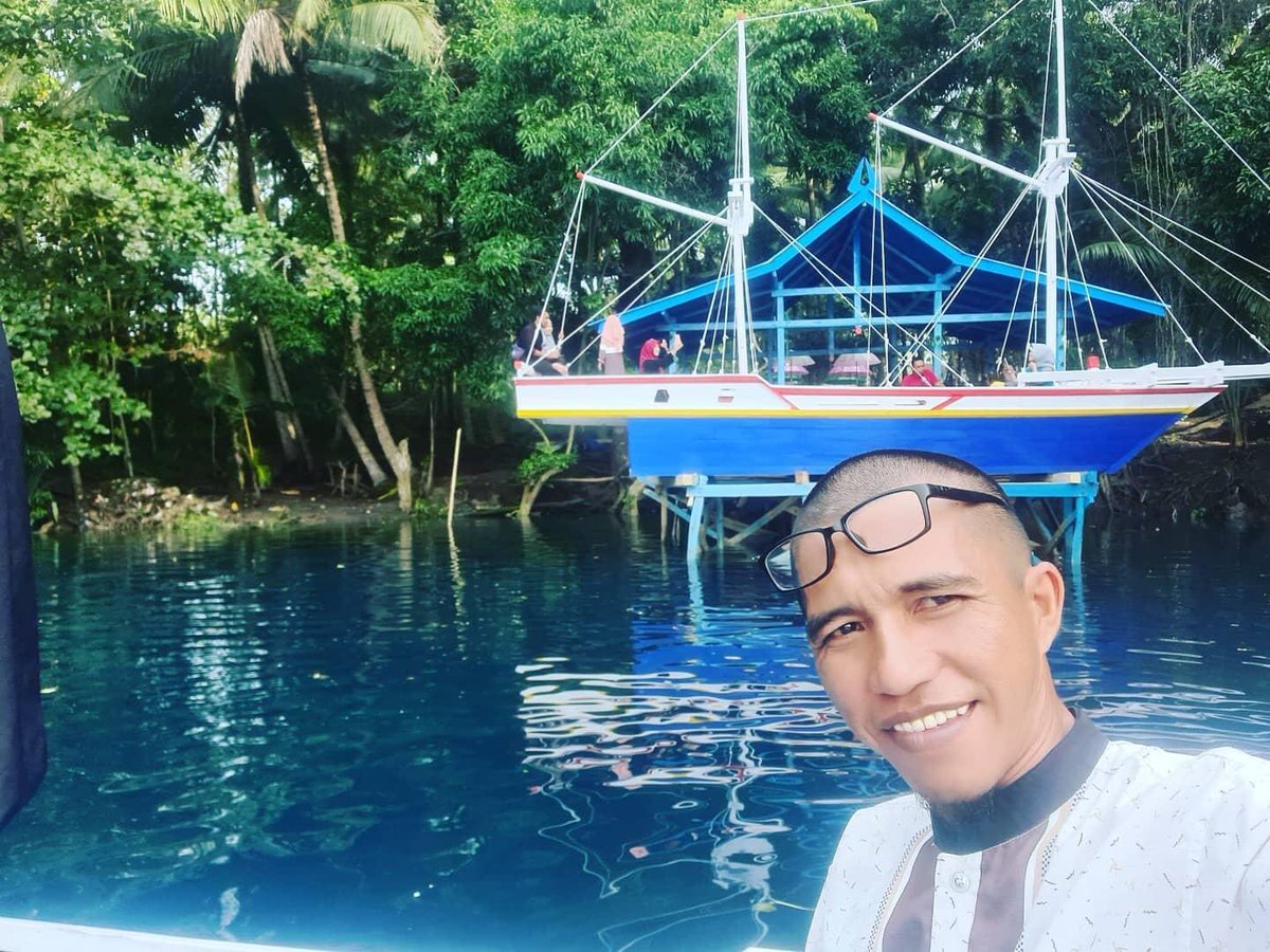 Ikhwan_Bahar's tweet image. Daripada pusing soal Vaksin, mending refresh@Telaga Biru Benjala Tanah Beru Kab. Bulukumba Sulsel
#VaksinasiDimulai #Suntik
