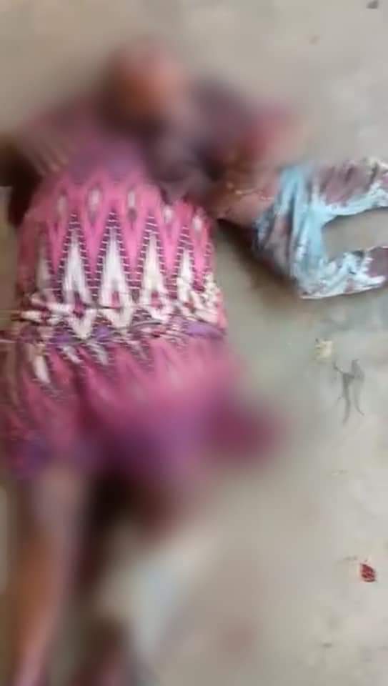 freeamba99's tweet photo. LRC is threatening the families of the #MAUTU_MASSACRES victims to lie that they were shot by ARFS or else they will be wiped out!They have confiscated the corpses from the morgue and claim they want to bury them on behalf of the bereaved families! @EU_UNGeneva https://t.co/Zx9PSGPvDH
