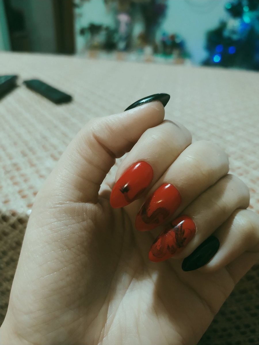 raylinscom's tweet image. Пожалуйста оцените мой новый маник