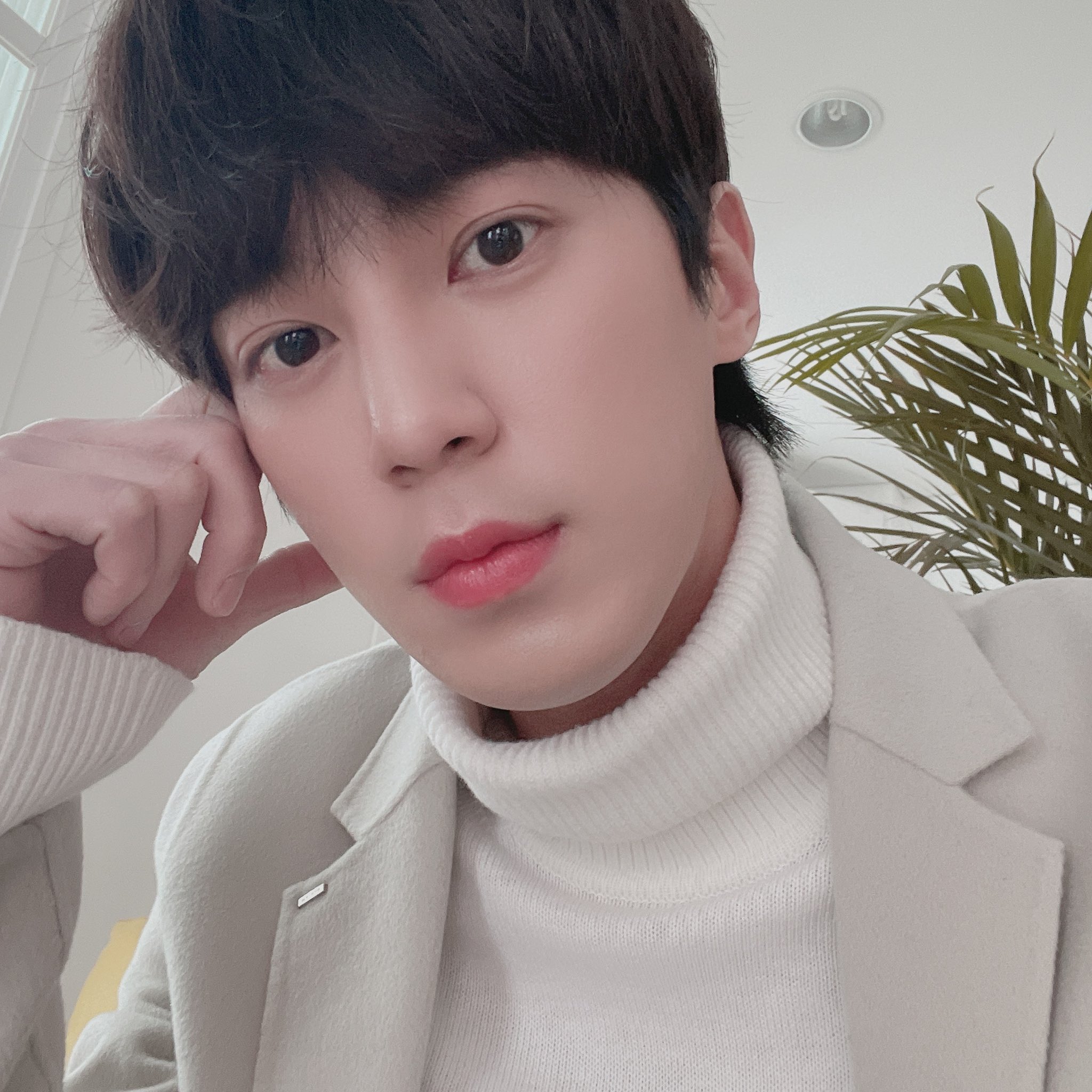 윤성모 皆さんこんばんは Julietの誕生日とバレンタインを一緒にお祝いしましょう また思い出をいっしょにつくろうね みなさんと会えることを楽しみにしています T Co Rvd1nc65vi T Co 93m8i8cbyu Twitter