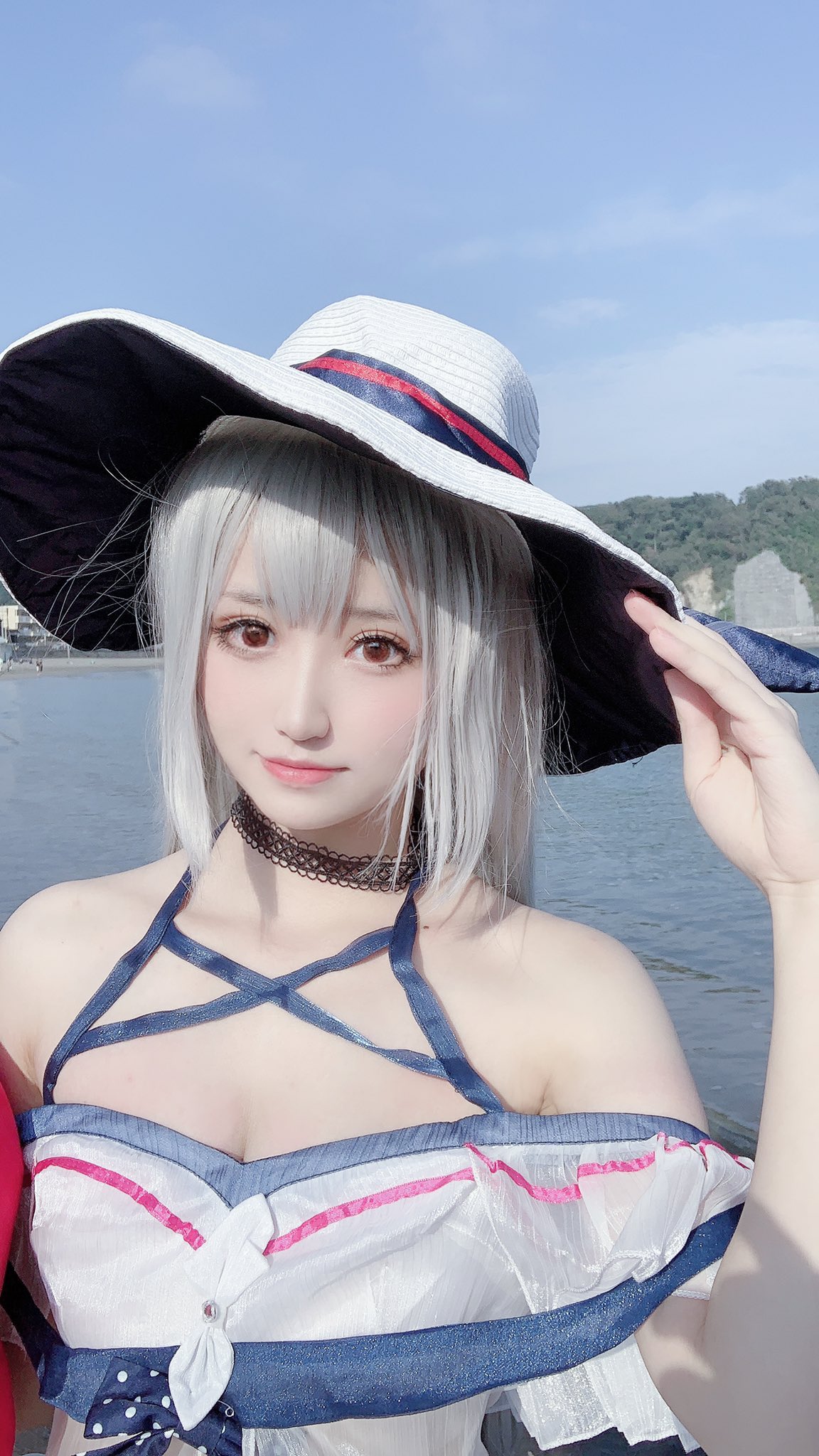 画像,アークナイツの水着セット！夏が懐かしい...#アークナイツ #コスプレ https://t.co/1lbxQVHYKW…