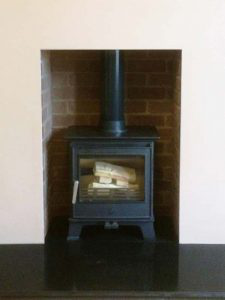 Last year we wrote --> Converting Open Fire To A Wood Burning Stove in Exeter: fd2.uk/2th56k1

#FireReplacement #Fitting #Design