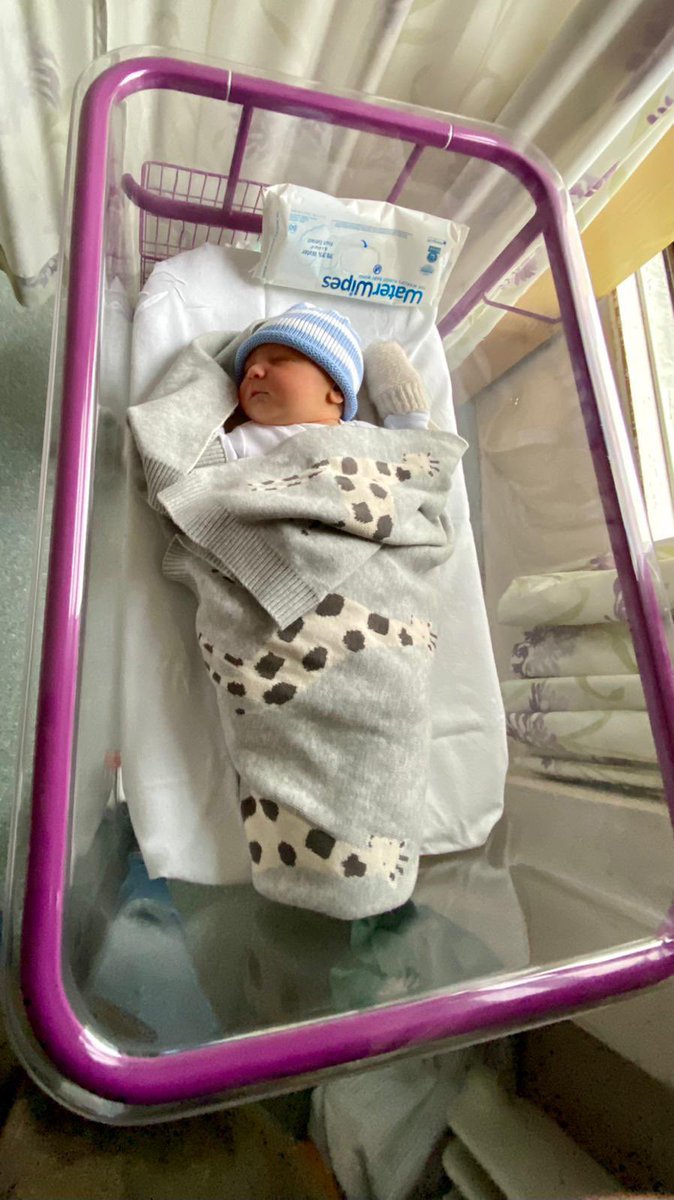 SettleCC's tweet photo. Blue eyed boy!! Massive congratulations to @tpstrickland and Arian on the birth of Billy Thomas Strickland, 8lb 2oz, born on 12/1/21. Both Arian and Billy are doing great. Welcome to the SCC family Billy 💙🏏 https://t.co/obgI3AZTDV