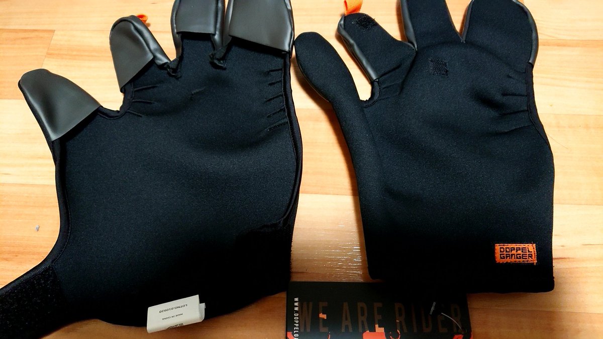 みー 丸目grom初心者 このオーバーグローブ 甲側にカイロ貼ったら良さそう