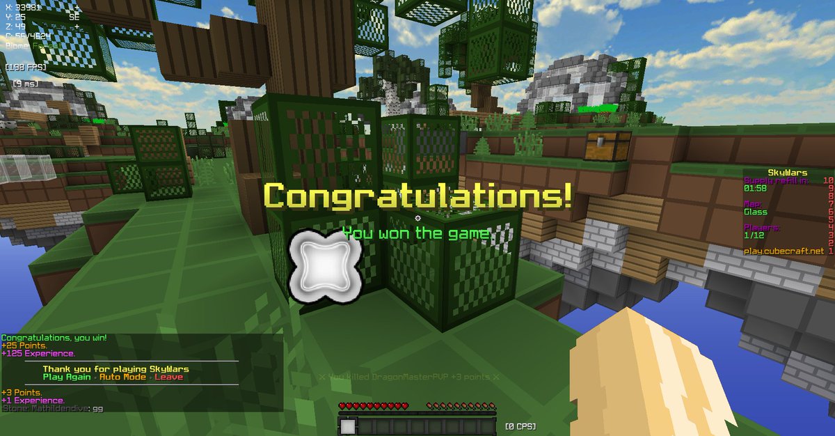 Mathildette2005's tweet image. Je viens d'acheter pour la première fois minecraft puis je lance un skywars et je gagne wtf je suis trop forte au jeu !!