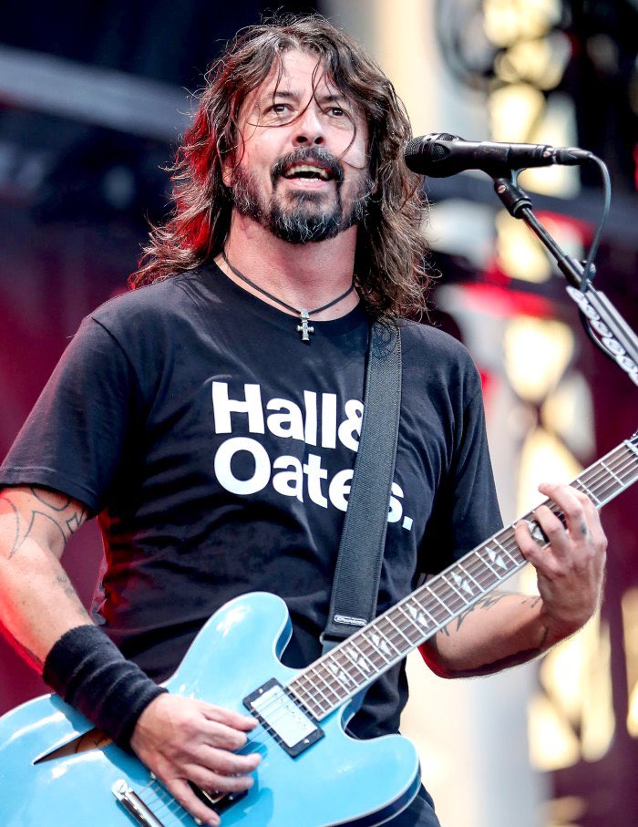 Happy 52nd birthday to a true rock legend and even better human being, Dave Grohl.   