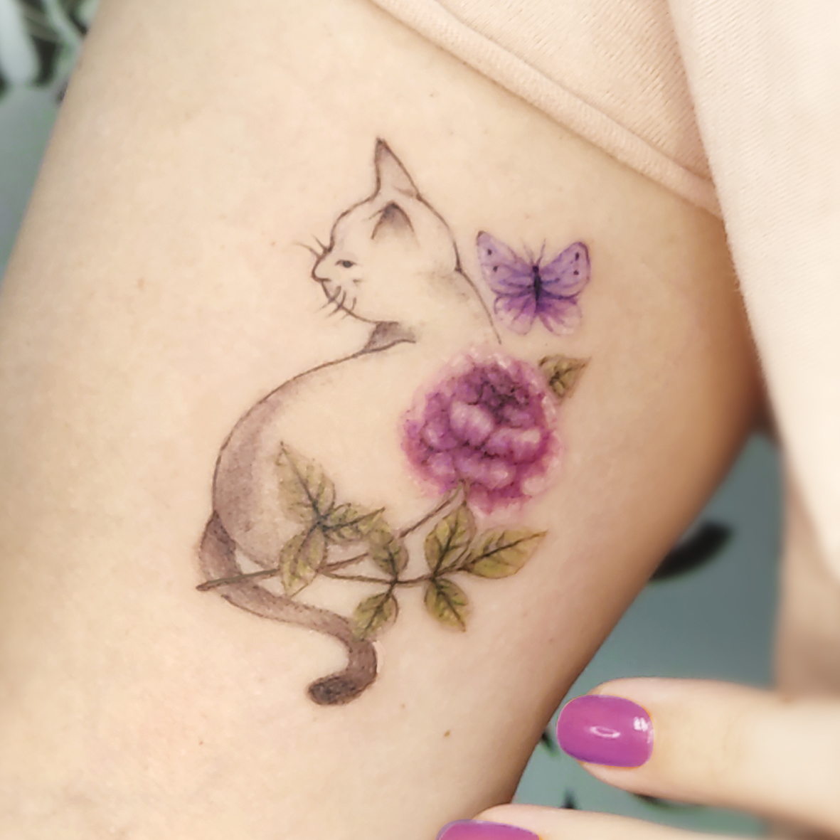 Flower Cat by Hannah  The Bees Nest Tattoo Fargo ND  rtattoos