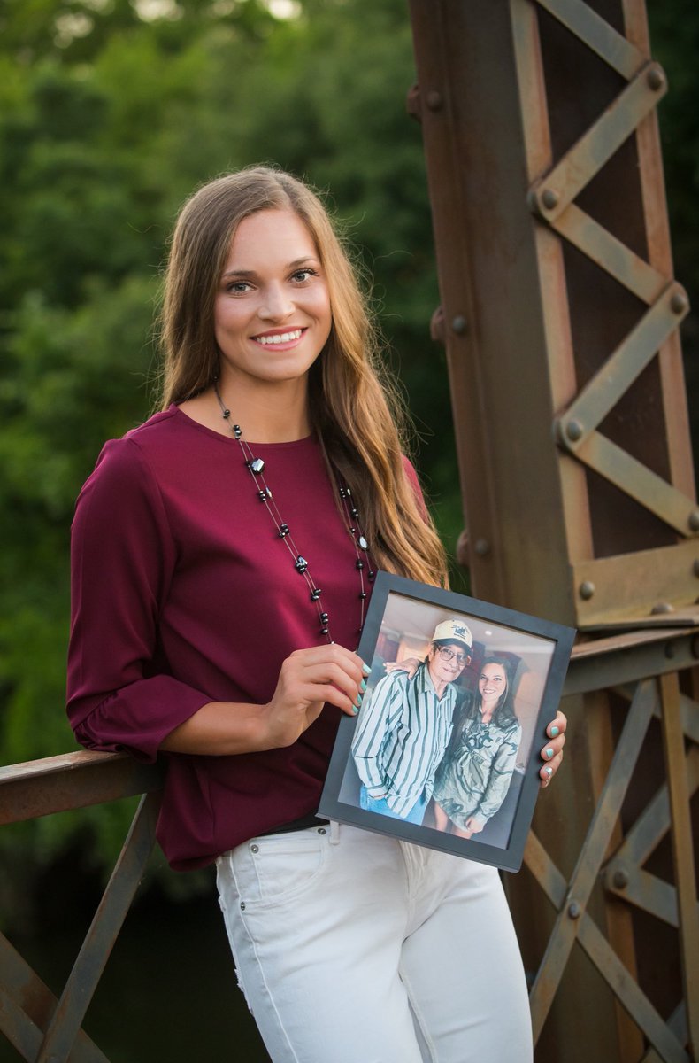 sportsmumof3's tweet photo. HAPPY BIRTHDAY to our girl who is so full of life, love, &amp; grace! Who is selfless in every aspect of life, crazy loyal to her circle, stands firm in her faith &amp; who she is, &amp; just an all around girl! Happy Birthday @lexy_keys2! We love you beyond words &amp; we are so proud of you! https://t.co/EvfH3nKpAT