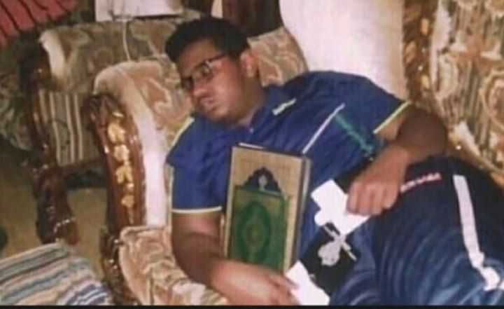 pinkideaa's tweet photo. وقتی فیلم ترسناک دیدم
و شب میخوام تنها بخوابم https://t.co/fLGnGKfY9H