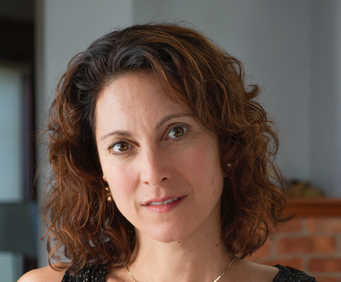 ForkFilms's tweet photo. Smart takes and deep knowledge abound on this week's All Ears with @AbigailDisney, featuring @NYTmag staff writer and @YaleLawSch scholar @EmilyBazelon. Topics include women’s reproductive health and justice + the US Supreme Court. A must-listen. https://t.co/SaLheD0Lzo https://t.co/JC2ZOhPjlI