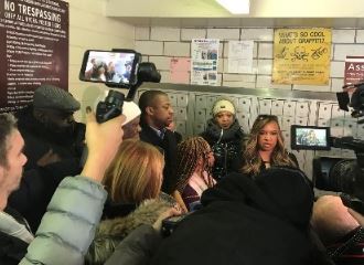 NYCHA stay week 2 – Douglass Houses, Manhattan <a href="/LynnePattonHUD/">Archive: Lynne Patton (HUD)</a> was hosted by TA President <a href="/CarmenQ1938/">Carmen QUINONES For CITY COUNCIL 2021!!!</a>. They dodged rats &amp; got stuck in the elevator w/@NYSenBenjamin, an unacceptable danger that residents have endured for far too long