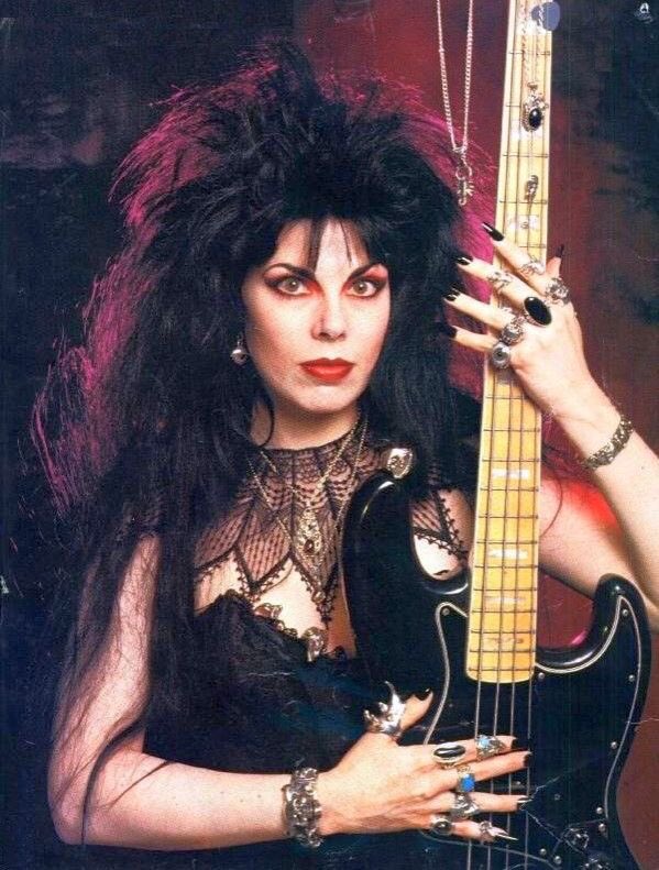 Happy birthday to my forever bass inspiration, patricia morrison <3 