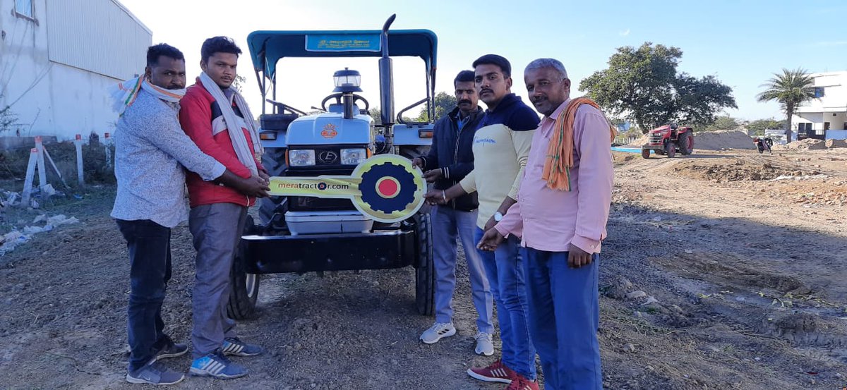 sajithabraham's tweet image. And One more Delivery from MeraTractor Dealership Dewas.

#TractorDelivery #TractorSale #MeraTractor #Dewas