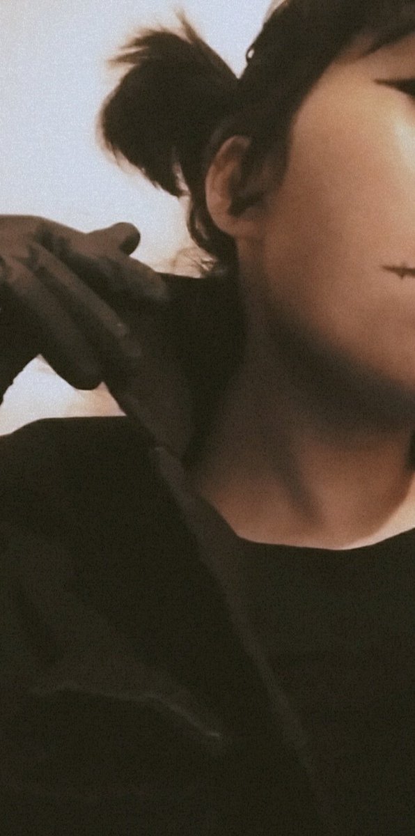 EAylith's tweet photo. #goth #eboy #alt #femboy #femboi #aesthetic https://t.co/TxAVZe2N4H
