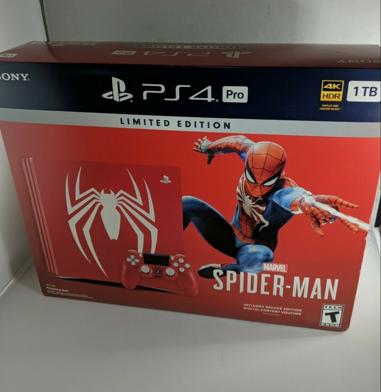 PLAYSTATION PS4 PRO 1 TB + MARVEL'S SPIDER-MAN