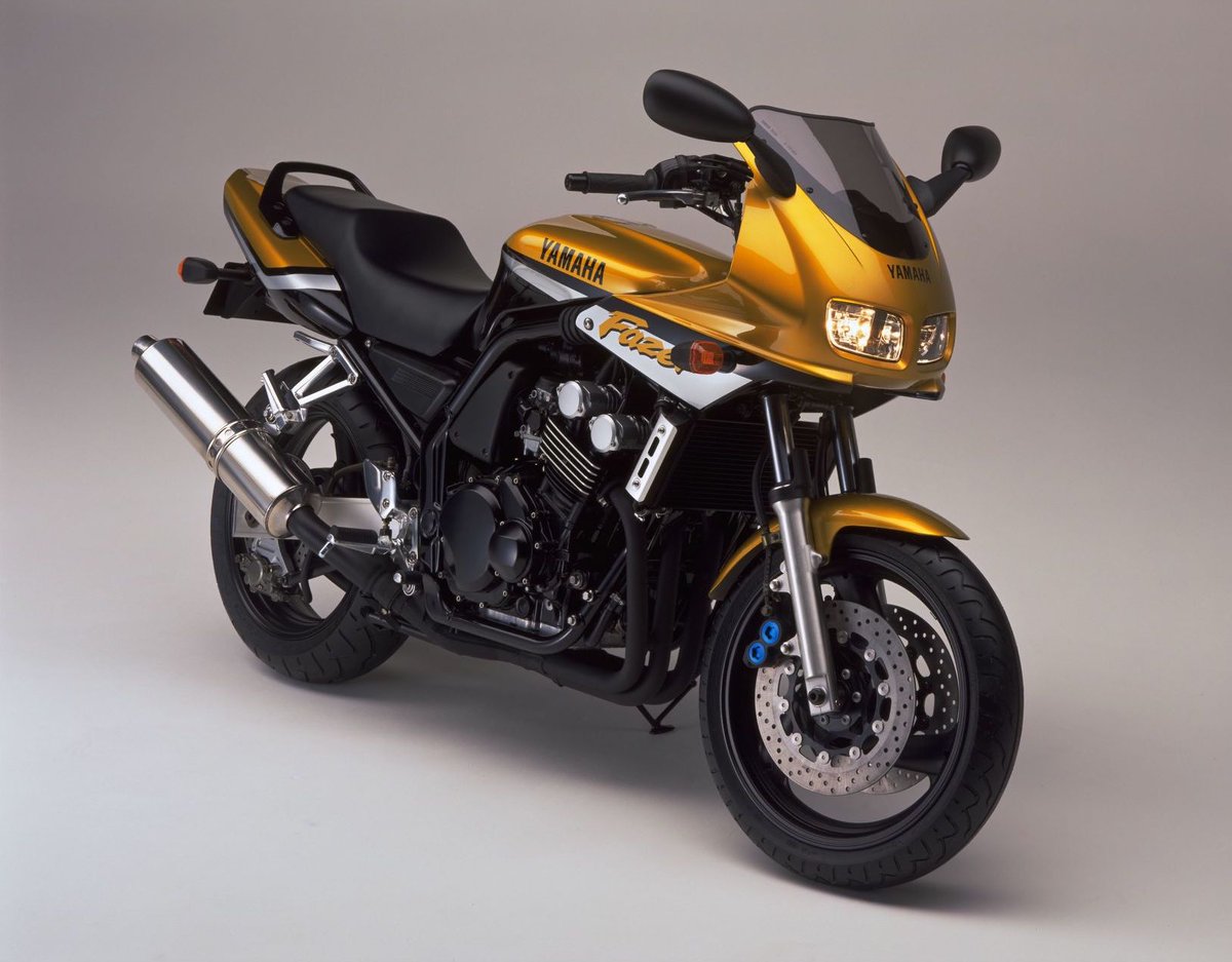YMUKofficial's tweet photo. 💬 "If the Yamaha Fazer 600 launched tomorrow it would still probably sell, it's that good a motorcycle," says @MCNnews 

This week's #ThrowbackThursday takes us back to an icon, the Fazer 600 🙌

Who had one, who's still got one?! https://t.co/ZYhmtm8rWM