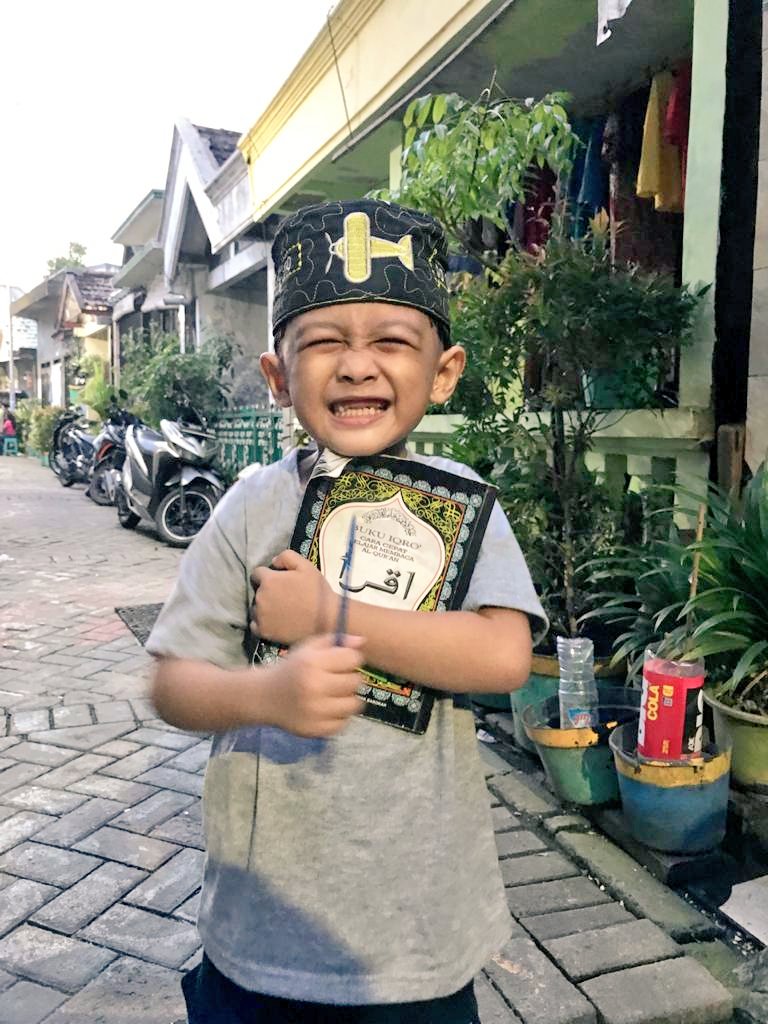 fainyyD's tweet photo. Calon Anak Sholeh 🤲 https://t.co/GZVDZzFJuE
