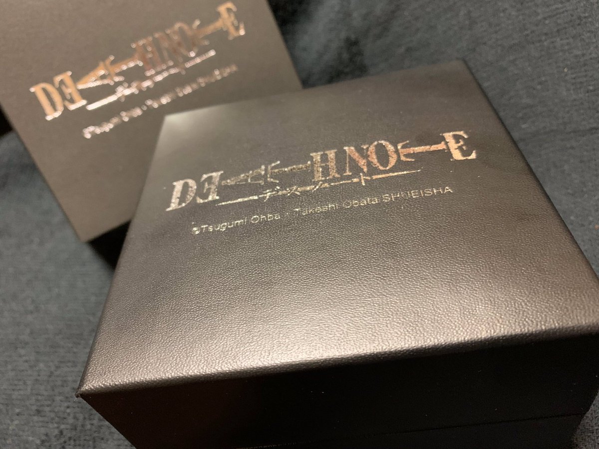 夜神月モデルの腕時計をゲットしました！！原作通り、裏蓋がスライド