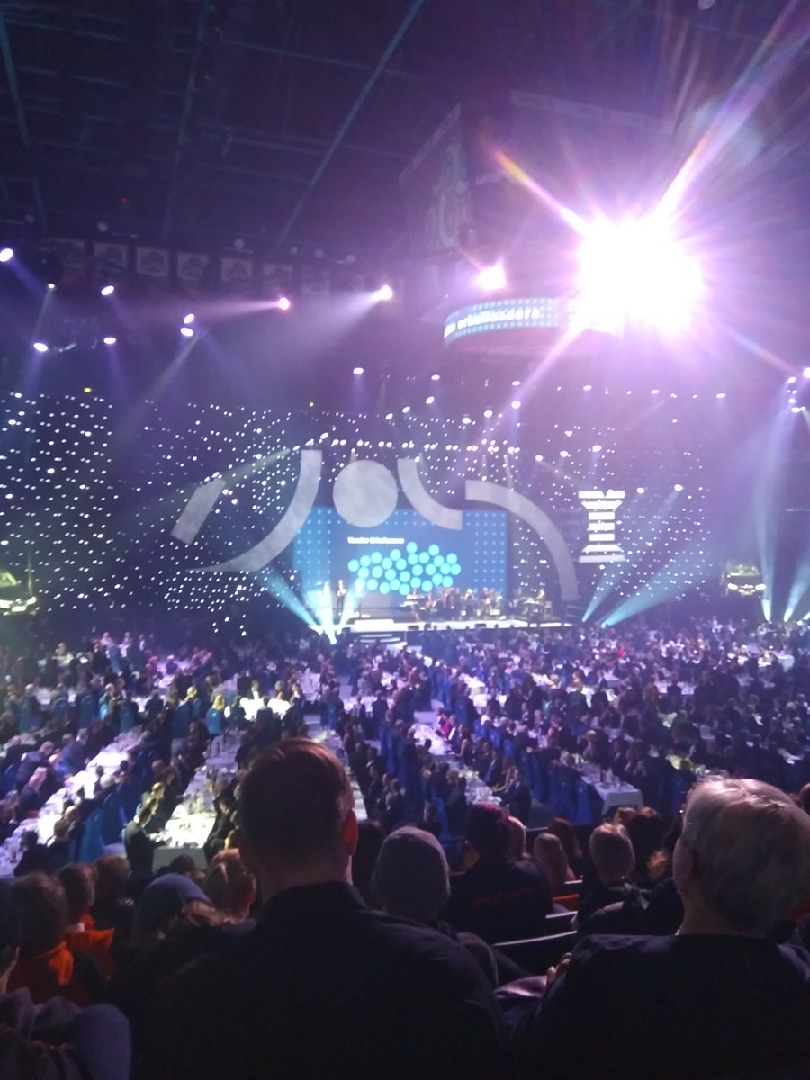 KaarinanPojat's tweet photo. Muistoja muutaman vuoden takaa! đâ€ïž Olitko mukana tai katsoitko telkkarista? #vuodenurheiluseura #ug18
Vuoden 2021 @urheilugaala tÀnÀÀn TV2:lla klo 20 alkaen #ug21 https://t.co/hQtqREDRIS