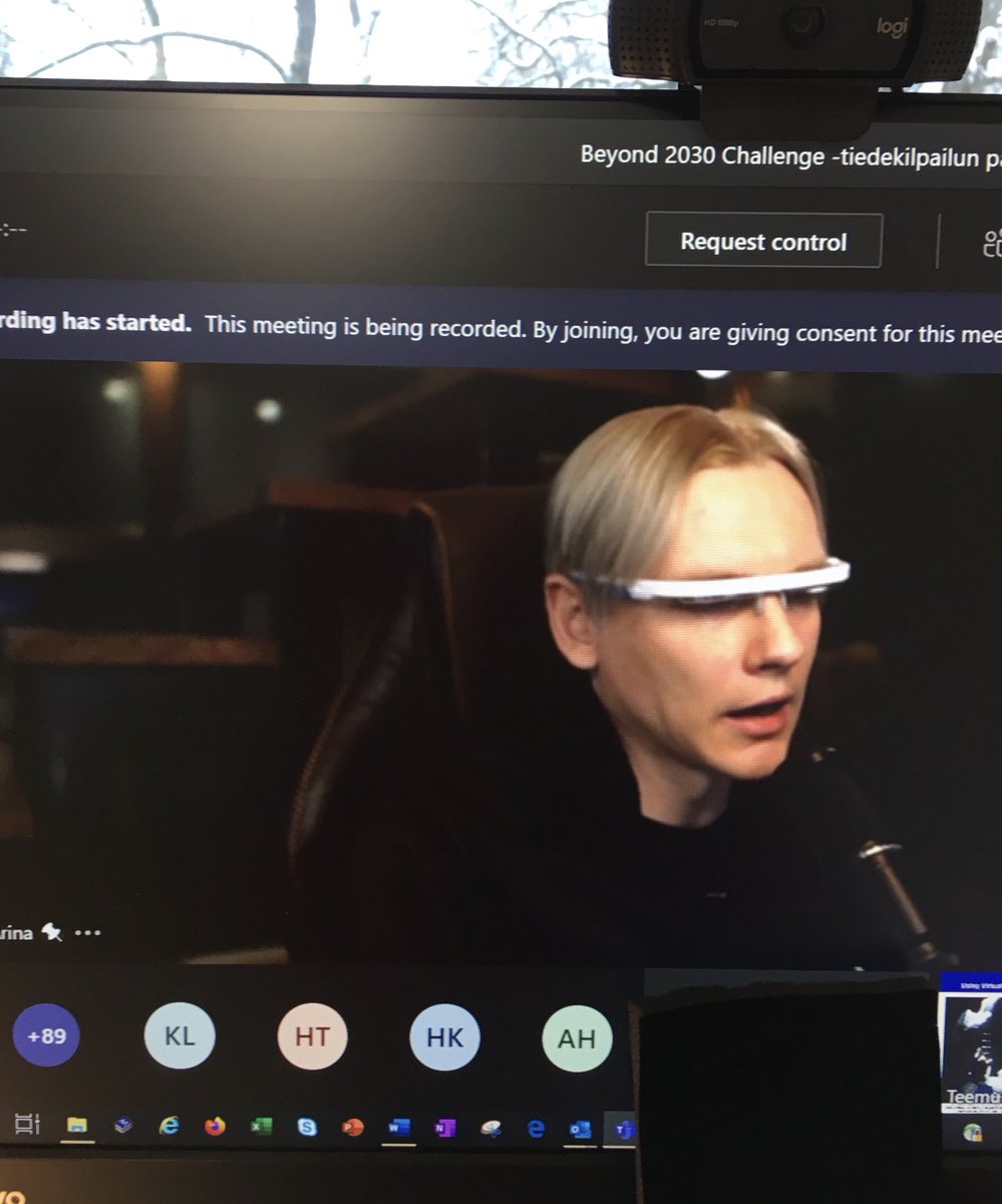 Marketta2's tweet photo. In #Beyond2030Challenge #science competition award ceremony Teemu Arina speaks about aspects of extending human life by utilizing technology. Thought to esp. to #pharma: special value in shifting from reactivity to proactivity. Truly inspirational @cityofturku @bayersuomi @tar1na https://t.co/gqDxnoABTv