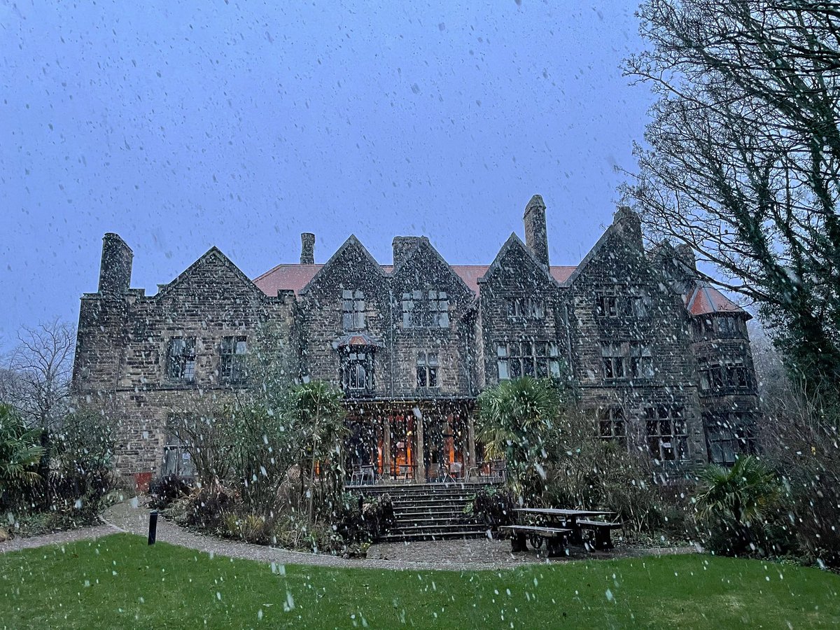 I am on the look out for chefs of all levels to join me <a href="/jesmonddenehous/">Jesmond Dene House</a> with a start date in March, everything from apprentice to Junior sous, pastry ant hot kitchen (🤞) please RT