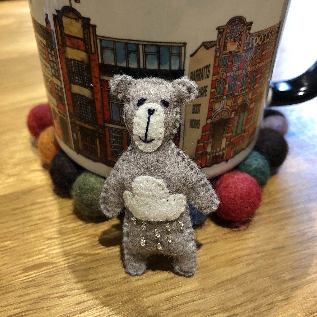 HeartFeltJudy's tweet photo. Lots of new listings on my #etsyshop Yey, finally got myself organised.
#pocketbears #madeinnorthamptonshire #collectablebears #isolationgift #thankyougift 😊💖🐻 https://t.co/Kp9L8mglWw