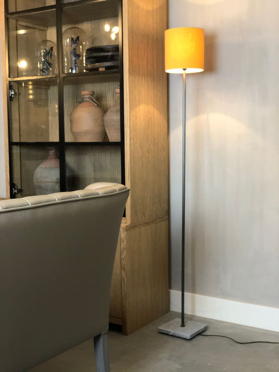 MTsfeeridee's tweet photo. Onze populaire vloerlampen zijn weer aangevuld in de webshop! Bekijk hier meer ➡️https://t.co/w0klPFDrC6 https://t.co/7dTjlX0Qfq