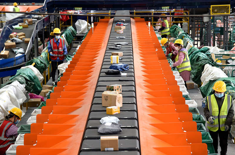 DiarioPovo's tweet photo. No início de janeiro deste ano, o volume de negócios de #entregaexpressa da #China atingiu 83 bilhões no ano passado, um aumento anual de 30,8%, e a receita de negócios atingiu 875 bilhões de yuans, um aumento anual de 16,7%. https://t.co/dm340BT0lj https://t.co/U97zDGM19f