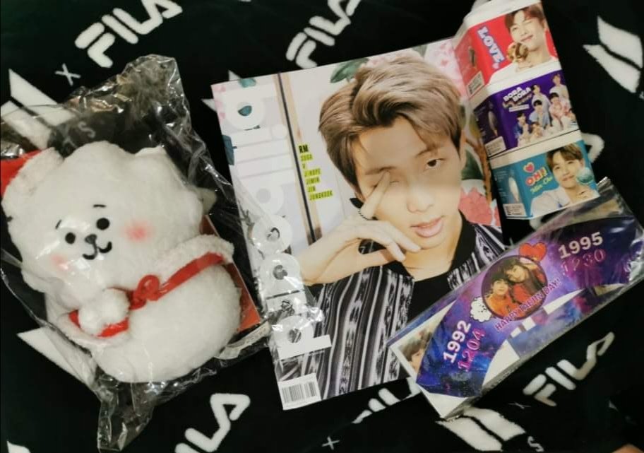 keekaye's tweet photo. Thanks sooo much to @BangtanPhat for all these. Never thought I'd win the raffle but I did. I only wanted to help but I am the one who received so much from you. Thank you! Thank you! https://t.co/xGl2rWUUAY