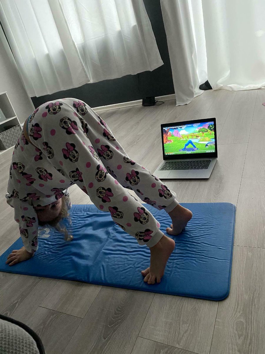 Rowlatts_TMET's tweet photo. F2 are smashing their yoga and exercise tasks today 🧘‍♀️💪
#rmeyfs #wellbeing #keepingfitinlockdown https://t.co/mY9WYvqbu0