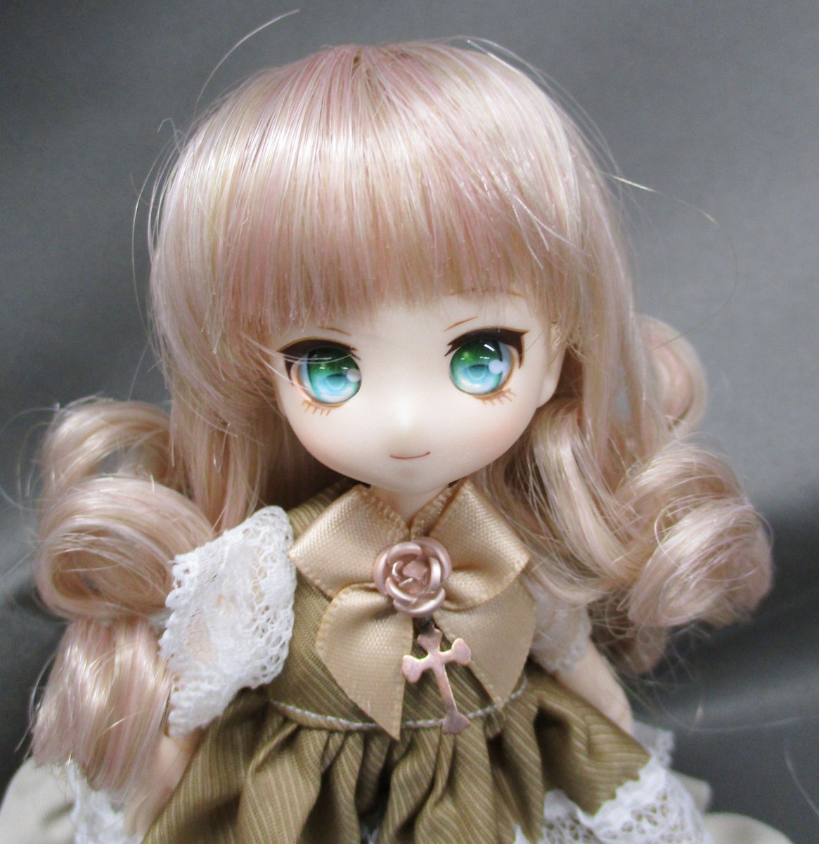 あまむす　ミニスウィーツドール ミニスウィーツドール あまむす スノーバニラ オビツ11 本体 - メルカリ