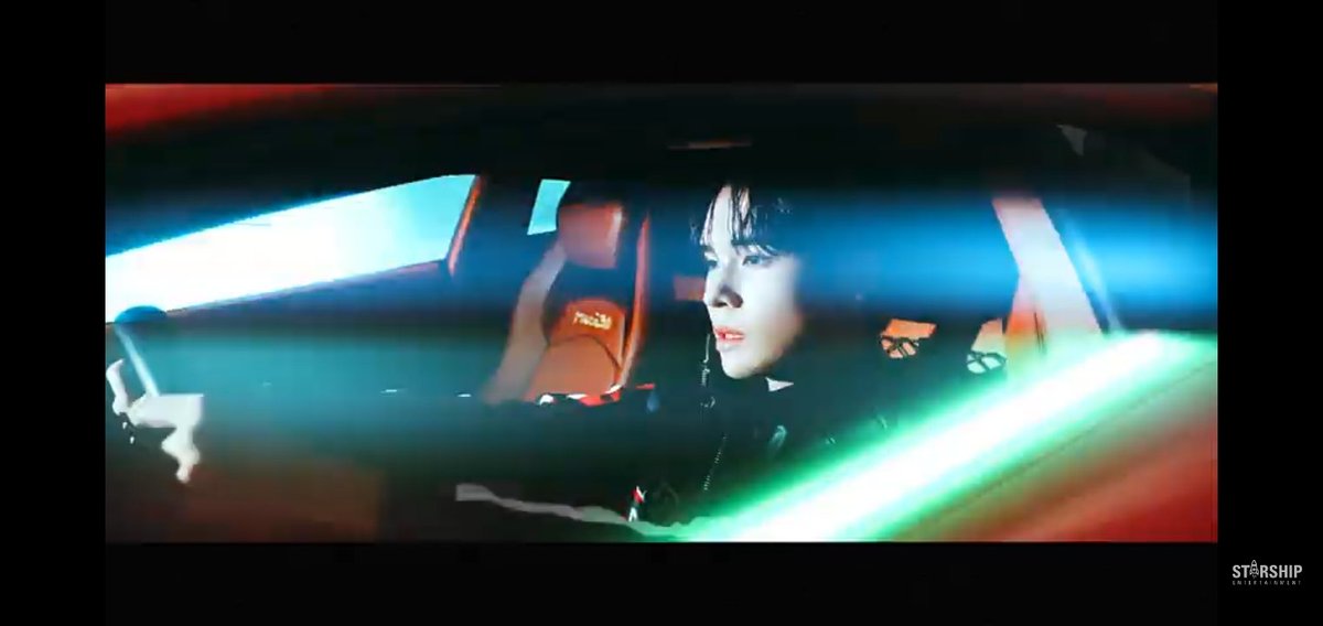 ในที่สุดเซริมก็มีวันนี้ วันที่มีซีนขับรถ  หลังจากถ่ายรูปคาดเข็มขัดนิรภัยแต่ขับรถไม่เป็นมาอย่างยาวนาน ปรบมือสิคั้บ 

#MYTURN 🏁🏎
#CRAVITY #HIDEOUT <a href="/CRAVITYstarship/">CRAVITY OFFICIAL</a>
#크래비티 #BE_OUR_VOICE <a href="/CRAVITY_twt/">CRAVITY</a>