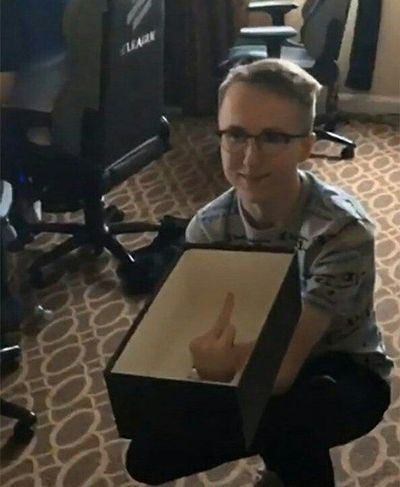 ropz tweet media