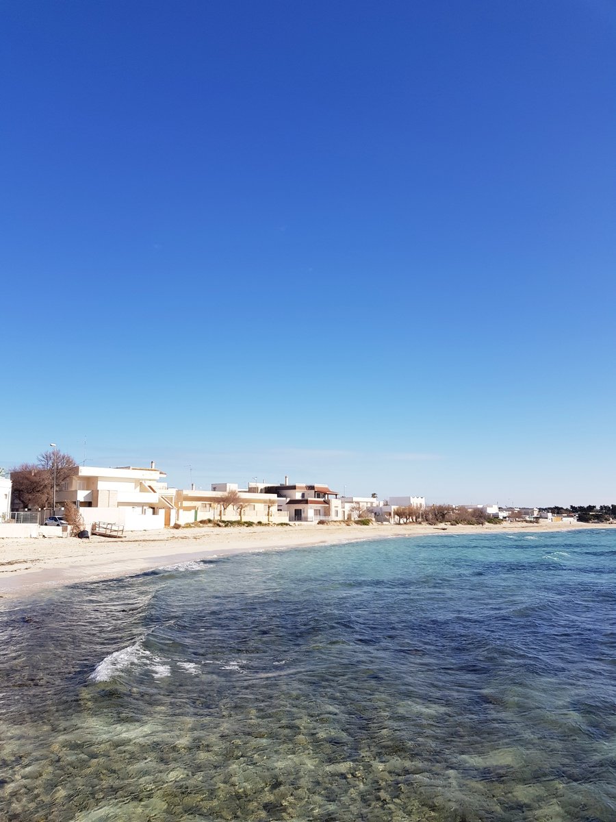 fabioingrosso's tweet photo. Acquisiti nuovi immobili sulla spiaggia di #torrelapillo, centralissimi, dotati di tutti i servizi. Saranno pubblicati su https://t.co/W2mWXNRorD (in lancio nuova versione con booking online). Nuovo sopralluogo appena terminato e passeggiaa sul Ponte di Torre Lapillo! #thepuglia https://t.co/dWoRpYTeiT